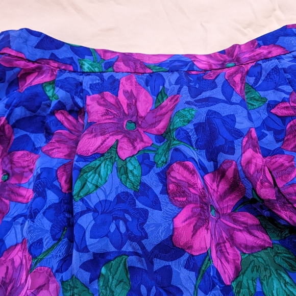Vintage 100% silk dazzling floral pleated pencil skirt - Picture 4 of 16